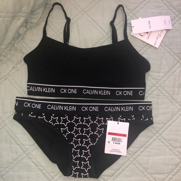 Calvin Klein bralette and panty set (XS) - Picture 1 of 6